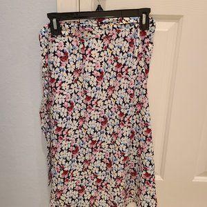 Loft floral wrap skirt size 00P